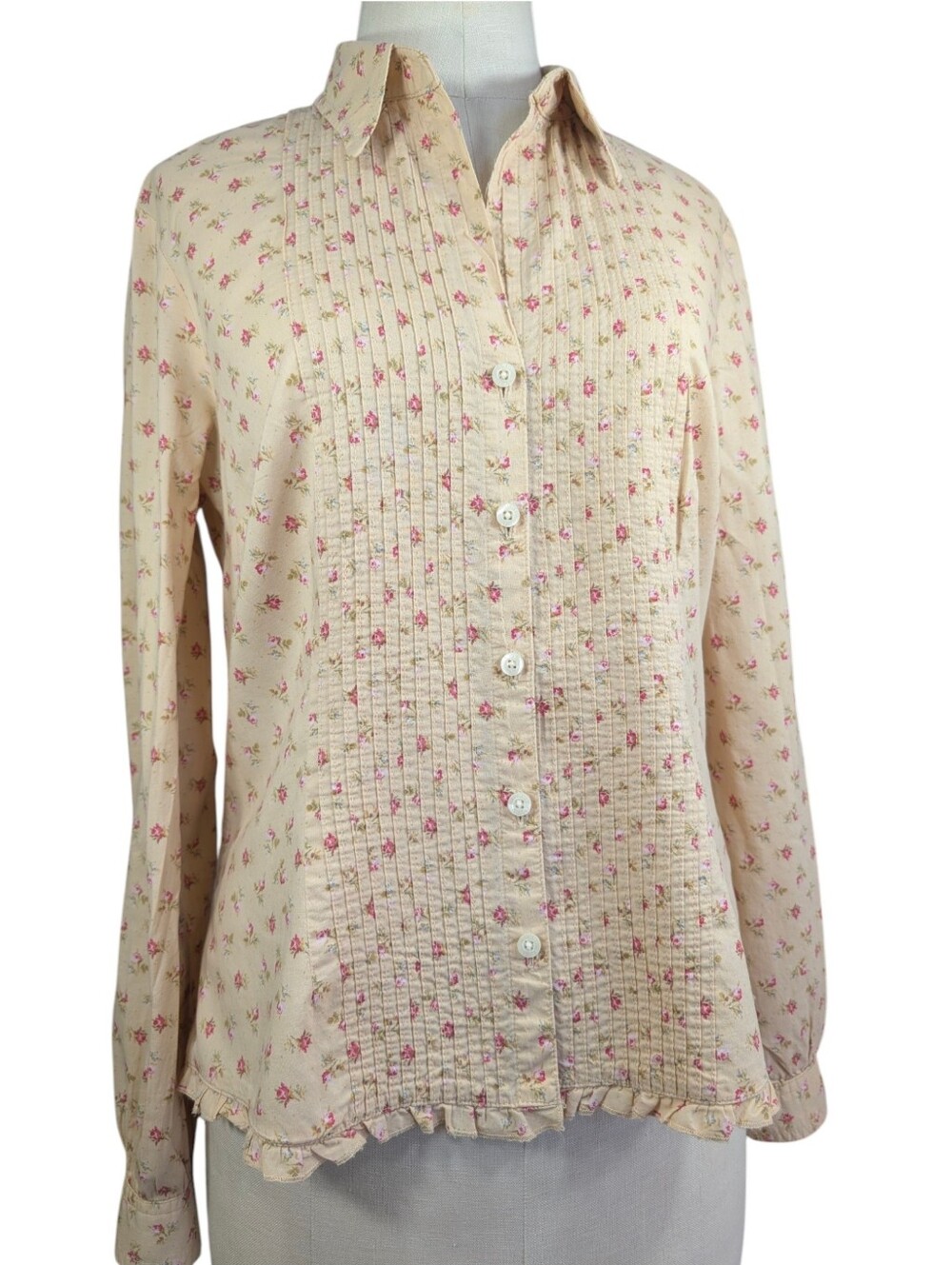 Vintage Y2K Tommy Hilfiger Cotton Peach Floral, Smocked Button-Up Shirt. Medium
